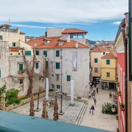 Stunning Apartment In Sibenik With House Sea View Šibenik
