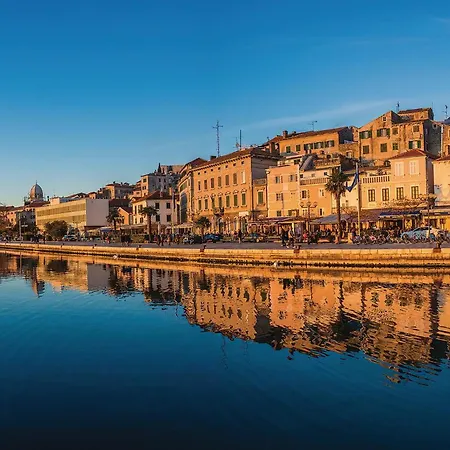 Stunning Apartment In Sibenik With House Sea View * Šibenik