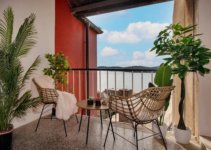 Apartment Amazing In With House Sea View Sibenik
