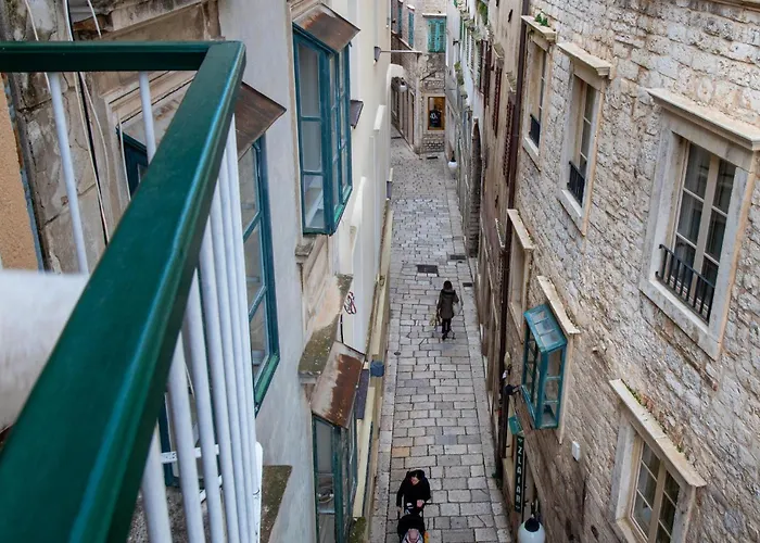 Lägenhet Amazing In With House Sea View